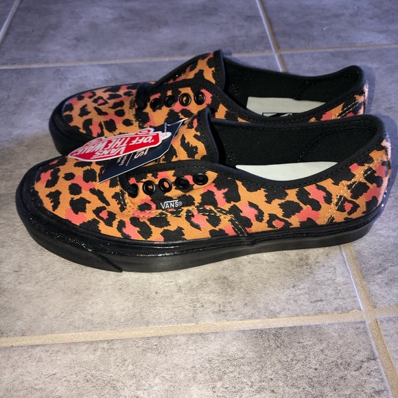 NEW Women’s Vans Authentic 44 DX Anaheim Leopard - Picture 2 of 6